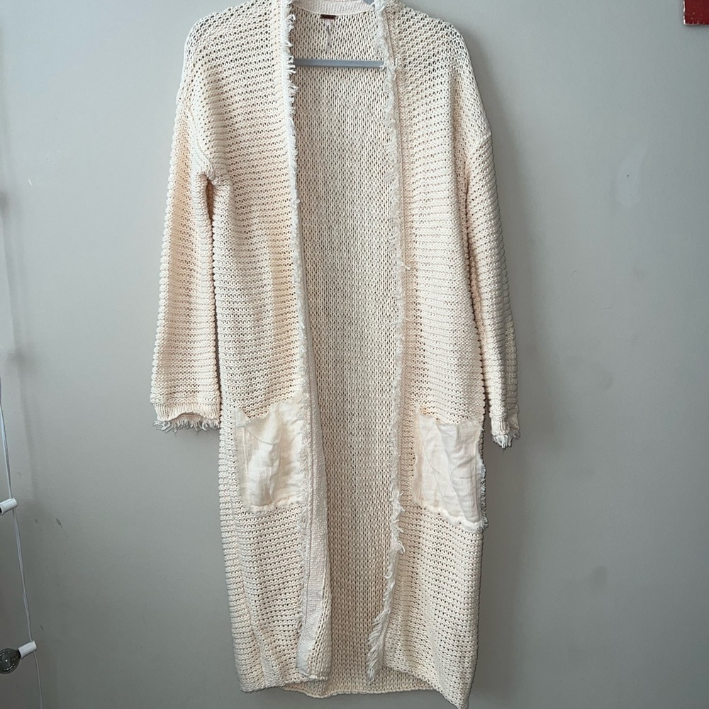 Free People small, tan sweater